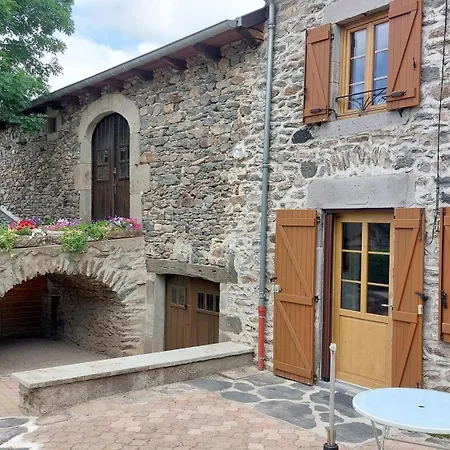 Charmante Maison A La Campagne Au Coeur Des Premiers Volcans Dom wakacyjny
