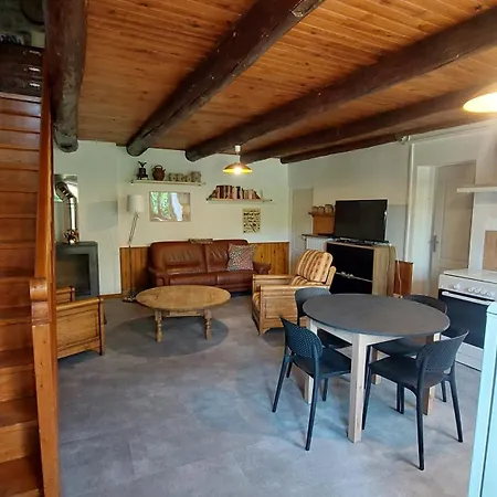 Charmante Maison A La Campagne Au Coeur Des Premiers Volcans Mezeres