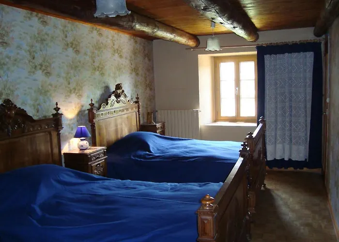 Charmante Maison A La Campagne Au Coeur Des Premiers Volcans Prázdninový dům *