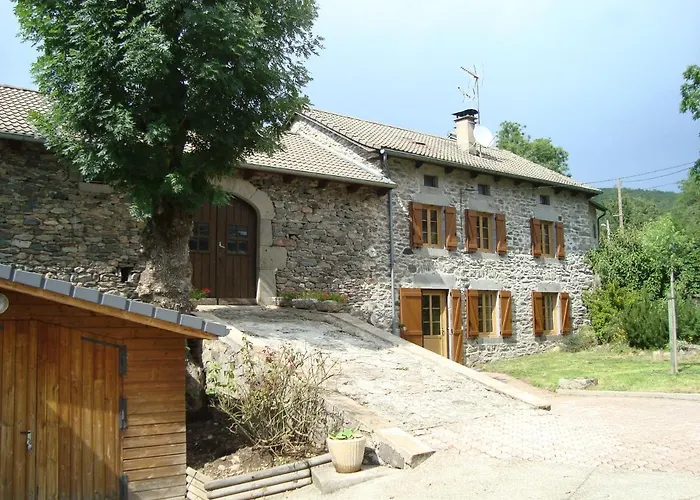 Prázdninový dům Charmante Maison A La Campagne Au Coeur Des Premiers Volcans