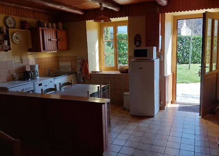 Charmante Maison A La Campagne Au Coeur Des Premiers Volcans Prázdninový dům Mezeres